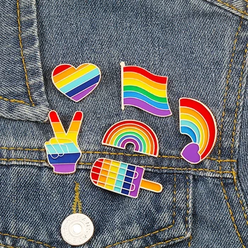 Креативна ЛГБТ Брошка с Преливащи се цветове Карфици Цветни Сърцето Флаг Пръст Емайл на Жени На Ревера Значка За Гей-Прайда С Анимационни Герои Украса на Дрехи